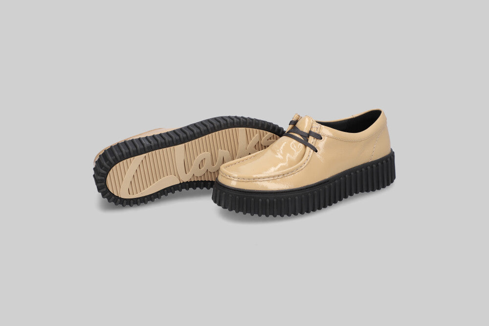 Women's Clarks Torhill Bee 'Beige Patent'
