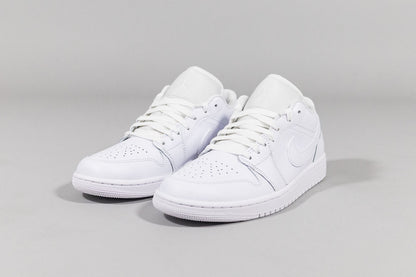 Air Jordan 1 Low &