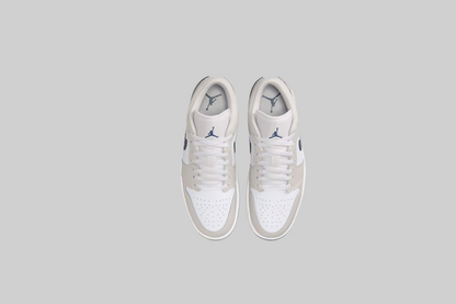 Air Jordan 1 Low &