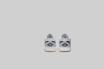 Air Jordan 1 Low &