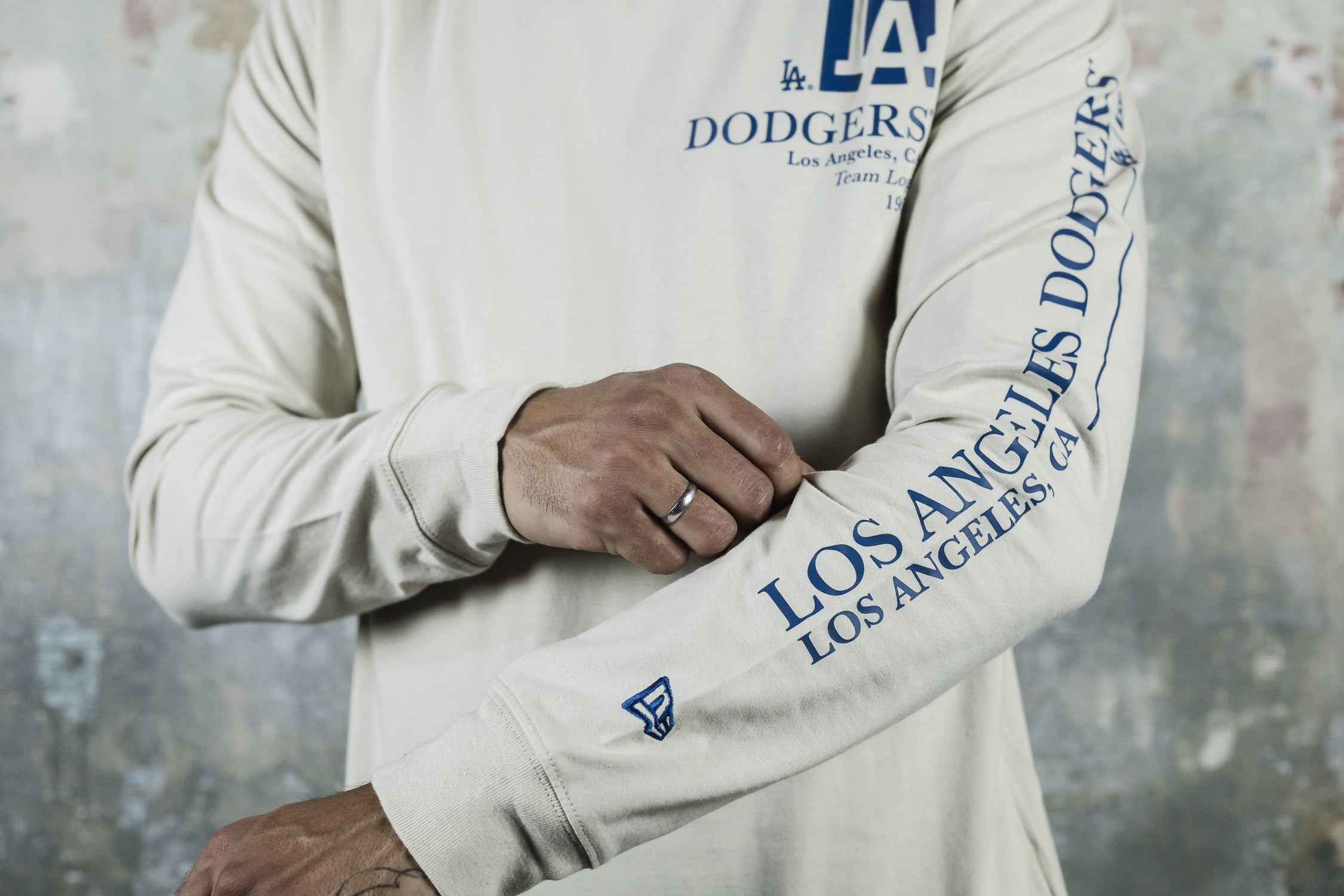 New Era Los Angeles Dodgers MLB Curated Customs Long Sleeve Tee