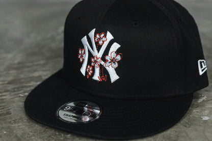 New Era New York Yankees Flower Icon 9Fifty Cap