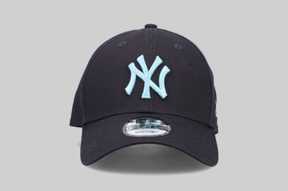 New Era New York Yankees MLB League Essentials 9Forty Strapback Cap - [sku] - Lust México