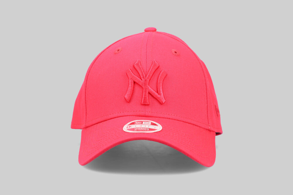 Women's New Era New York Yankees MLB League Essentials 9Forty Strapback Cap - [sku] - Lust México