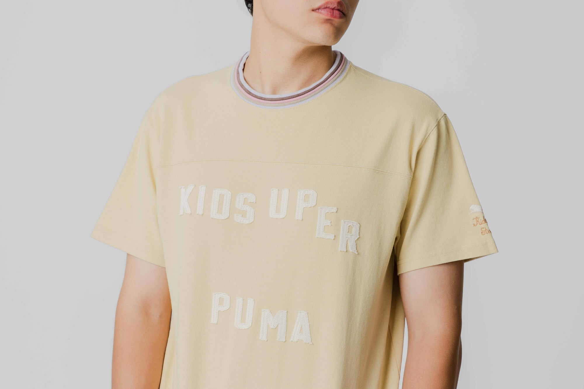 PUMA x KIDSUPER Graphic SS Tee APP - TOP - MEN - ADULT - INLINE - FA - 25 en Lust México