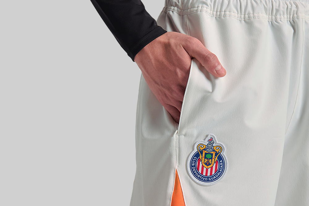 PUMA x LYM x CHIVAS Short - 638242 02 - Lust México
