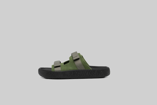 Veja Arpoador 'Militar Kaki Black' - AP3221037 - Lust México