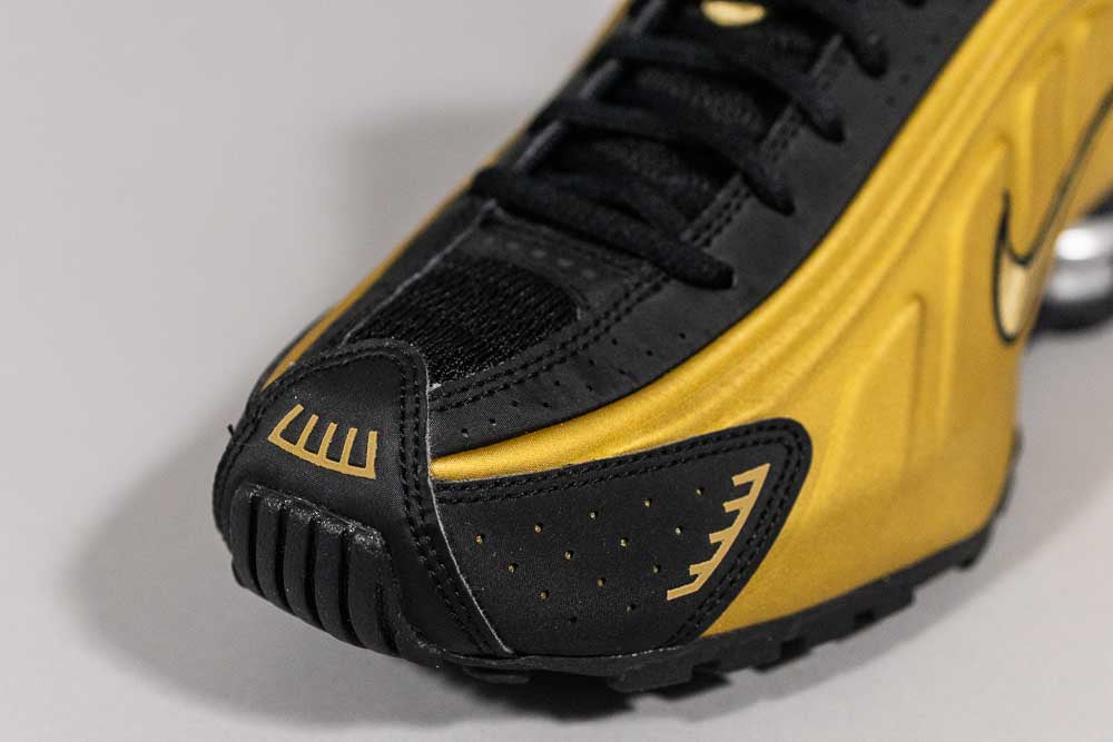 Women's Nike Shox R4 'Black and Metallic Gold' - [sku] - Lust México