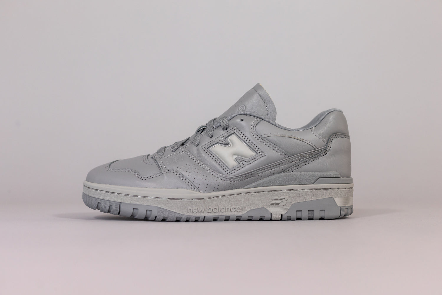 New Balance 550 &