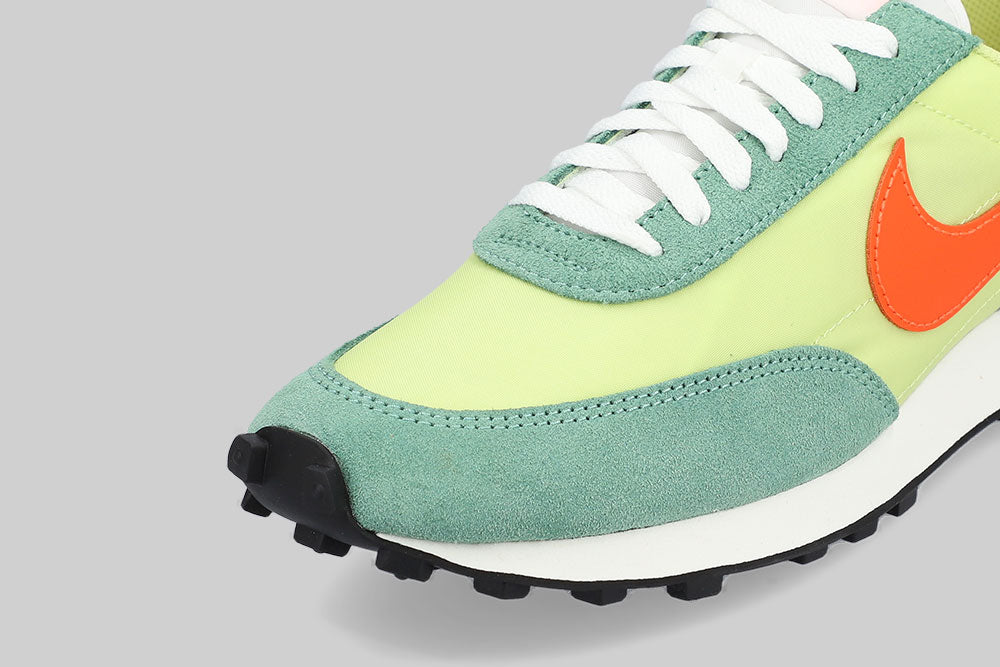 Nike Daybreak 'Limelight and Healing Jade'