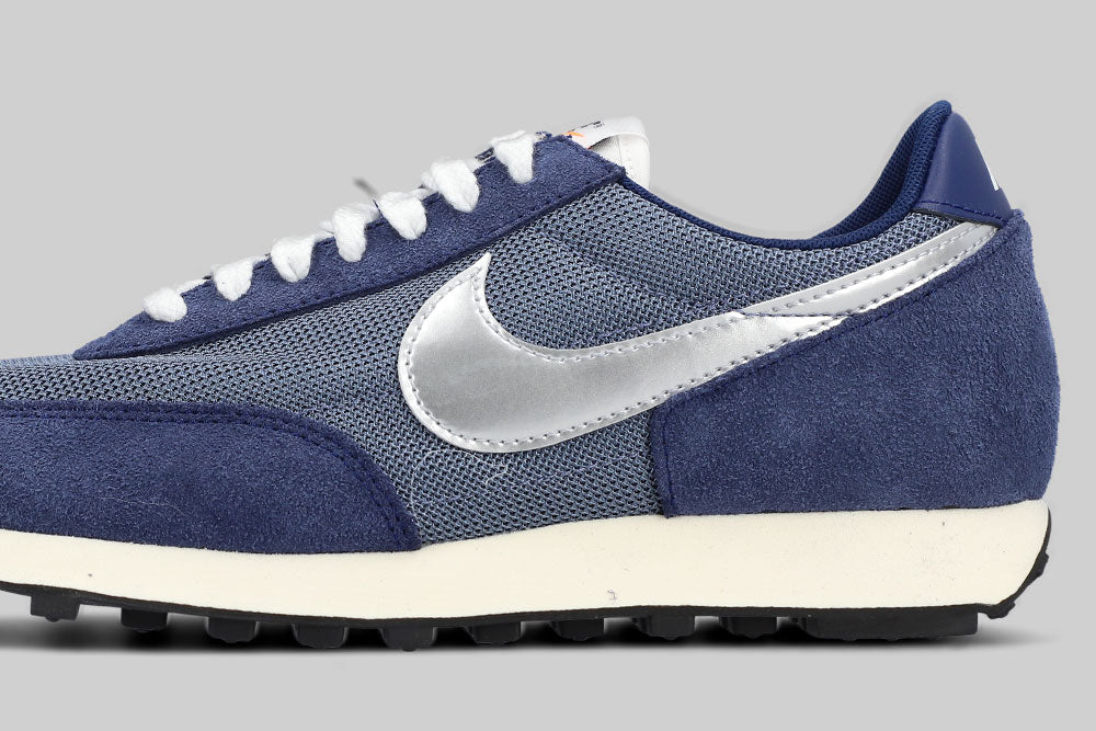 Nike Daybreak 'Blue Void and Diffused Blue'