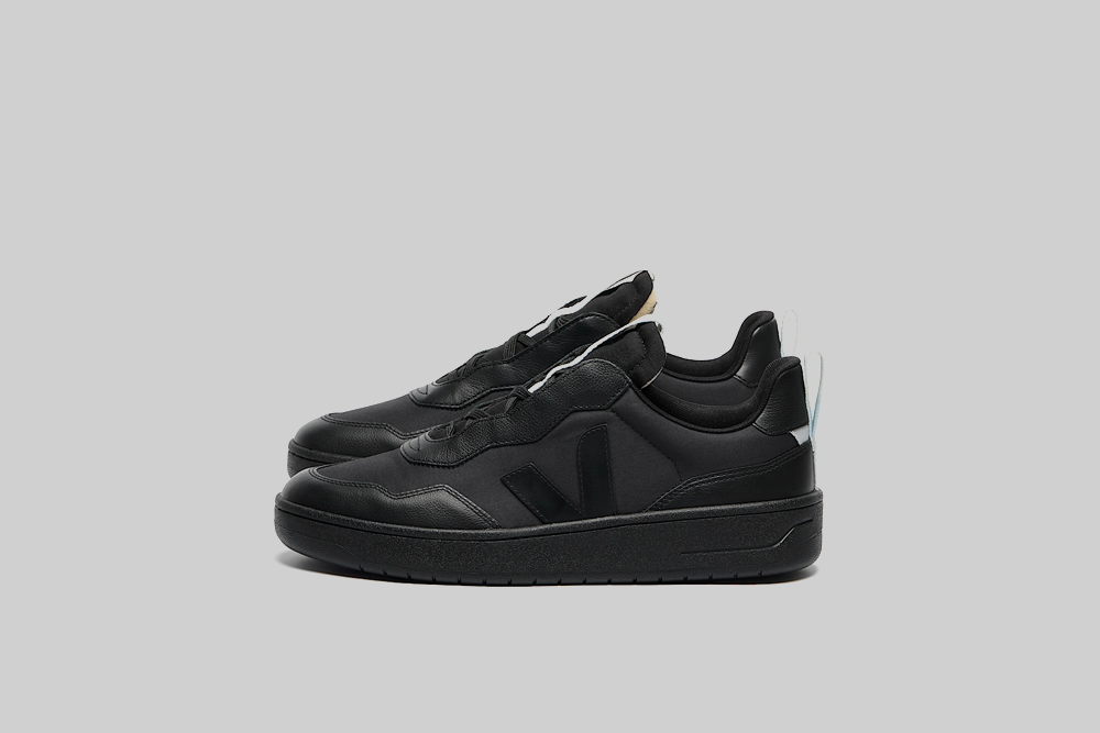 Veja x CFCL V-90 'Black' - CF3421607 - Lust México