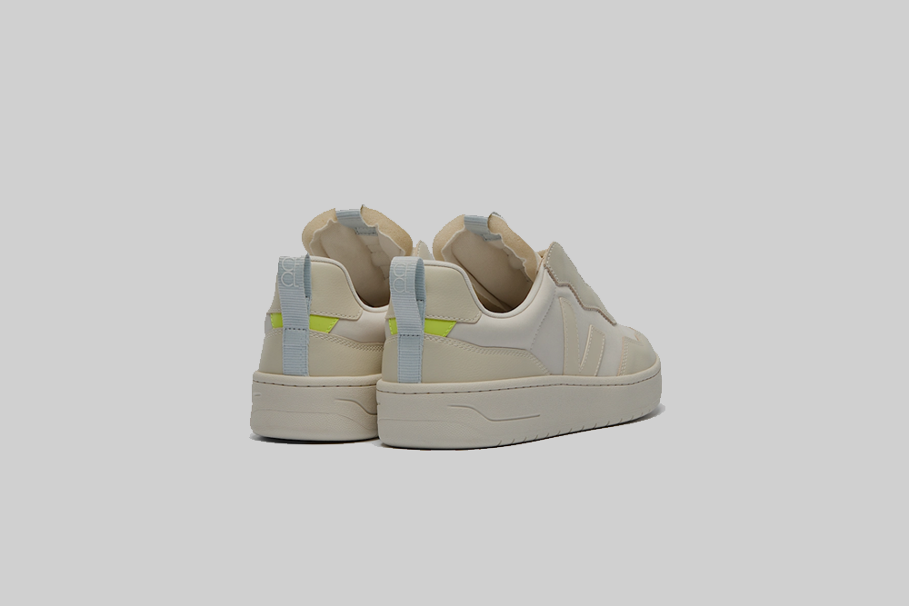 Veja x CFCL V-90 'Natural' - CF3421608 - Lust México