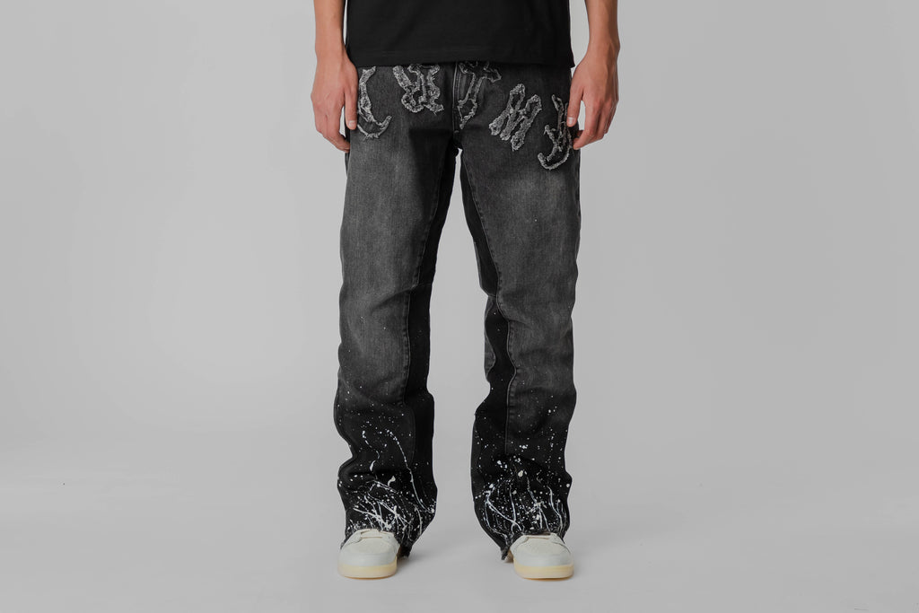 Crime Life Gothic Flared Jeans - CRIMELIFE-JNS-GOTH-FLR - Lust México