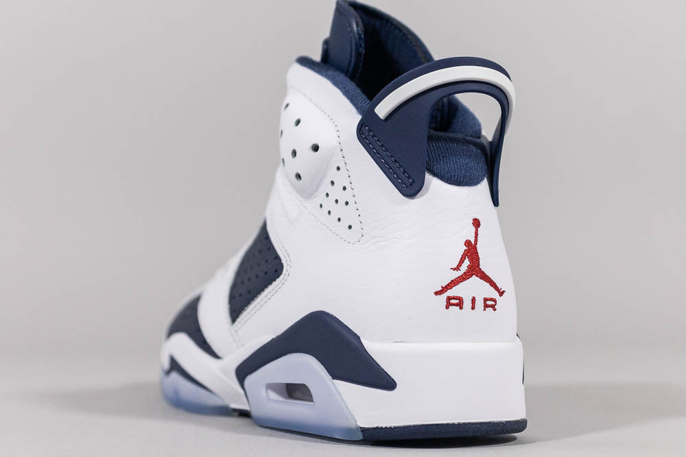 Air Jordan 6 &