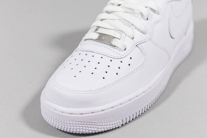 Nike Air Force 1 Mid &