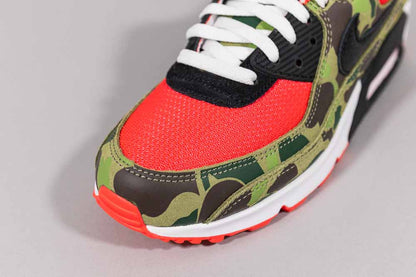 Nike Air Max 90 &