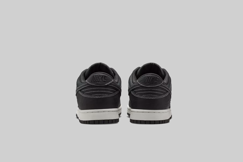 Nike Dunk Low Off 'Noir and Summit White' - IO4550-001