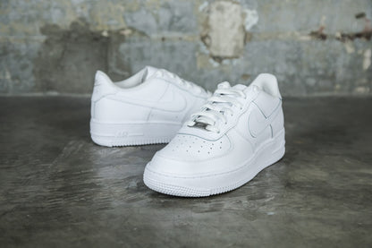 Nike Air Force 1 LE GS Triple White