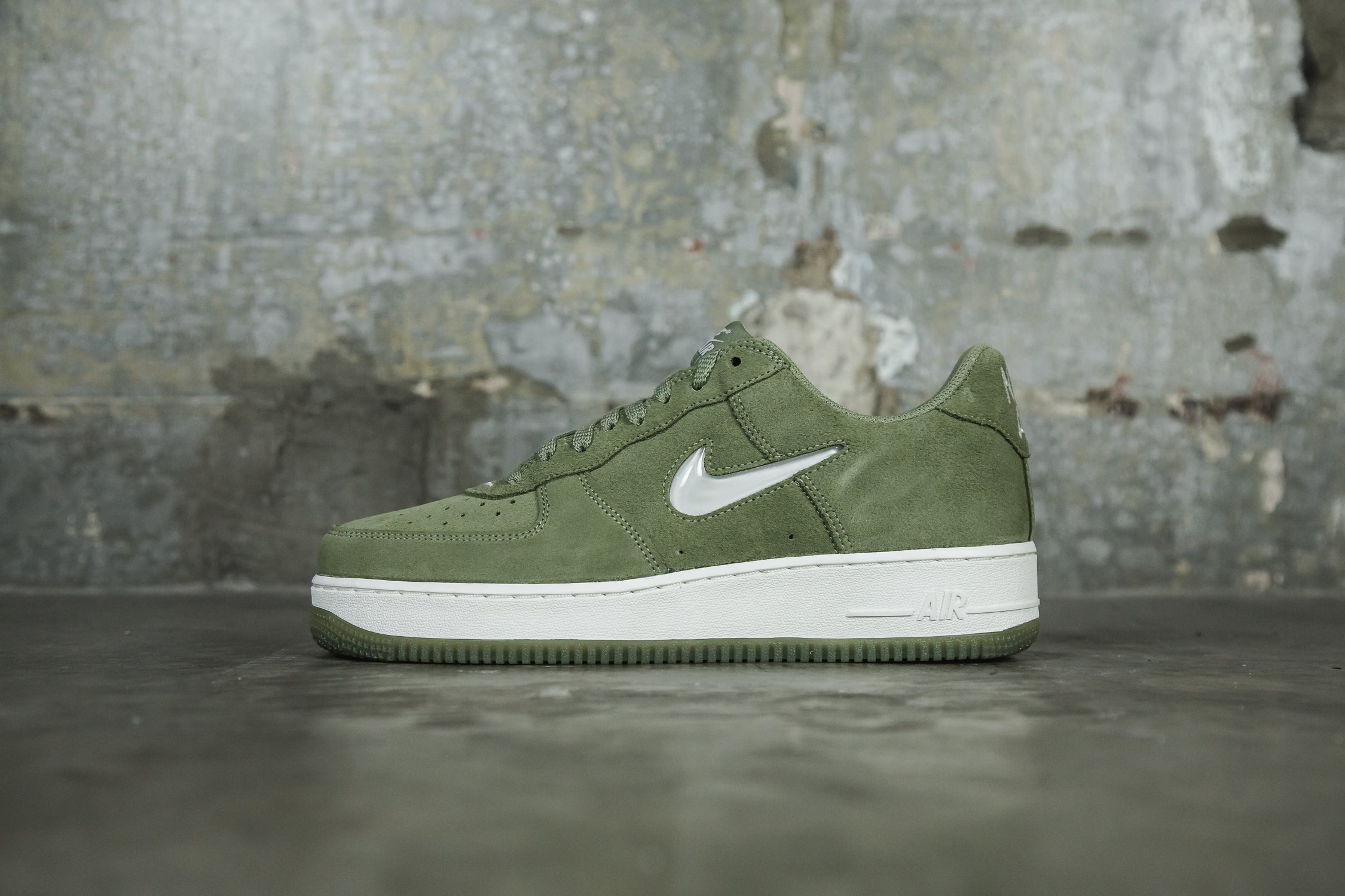 Green low top store air force ones