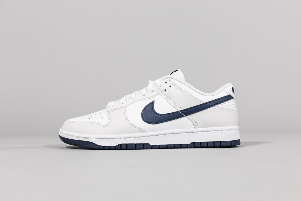 Nike Dunk Low &