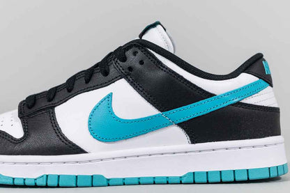 Nike Dunk Low &