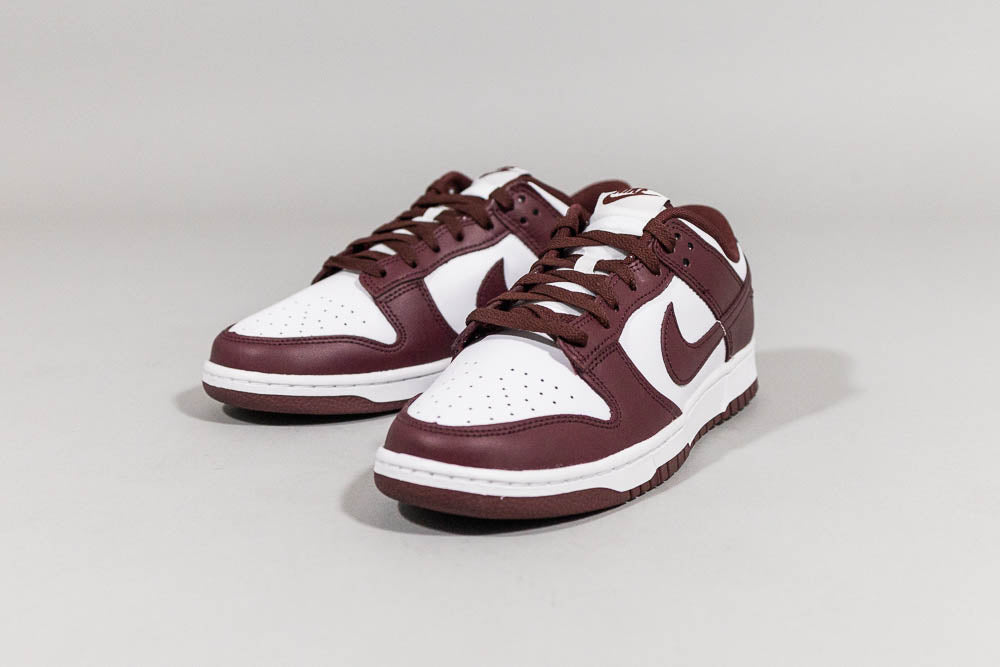 Nike Dunk Low &