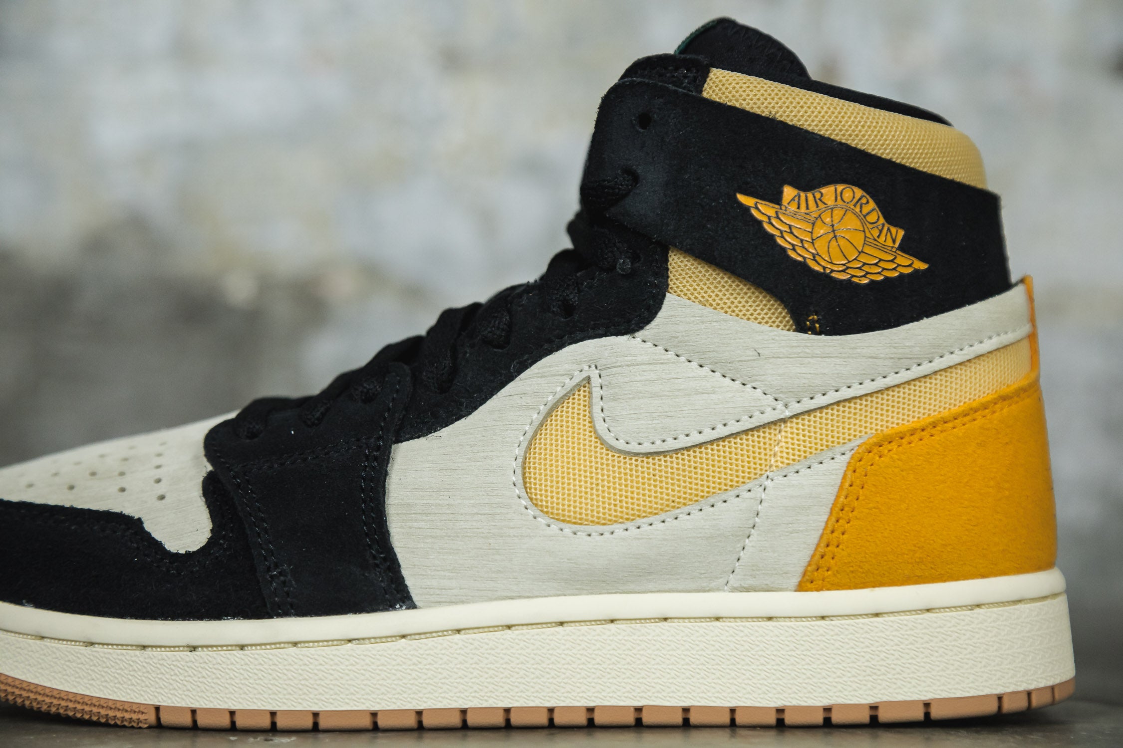 Air Jordan 1 Zoom CMFT 2 'Celestial Gold'