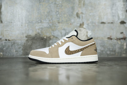 Air Jordan 1 Low SE &