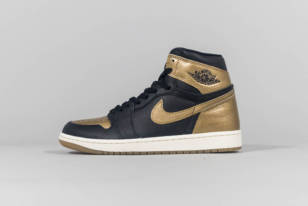 Air Jordan 1 High OG &