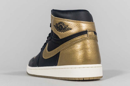 Air Jordan 1 High OG &