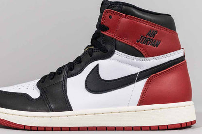 Air Jordan 1 High OG &