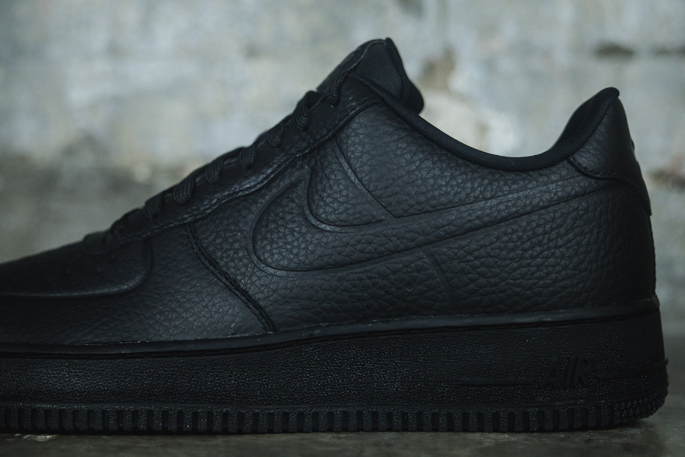 Nike Air Force 1 Low Waterproof 'Triple Black' – Lust México