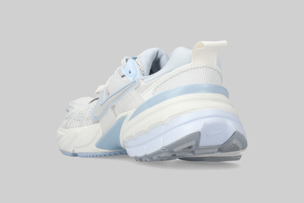 Women's Nike V2K Run 'Platinum Tint'