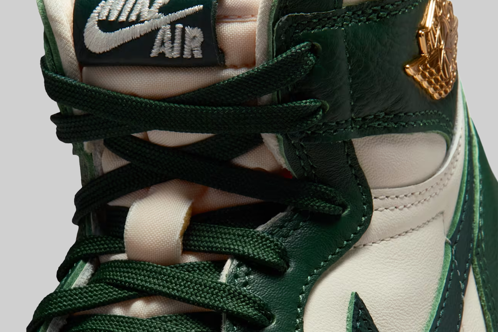 Women's Air Jordan 1 Retro High OG 'Pro Green' - FD2596-101