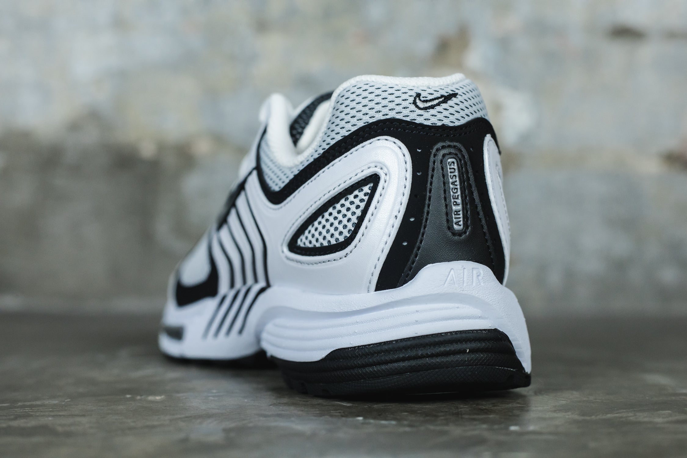 Nike Air Peg 2K5 'White and Black' – Lust México