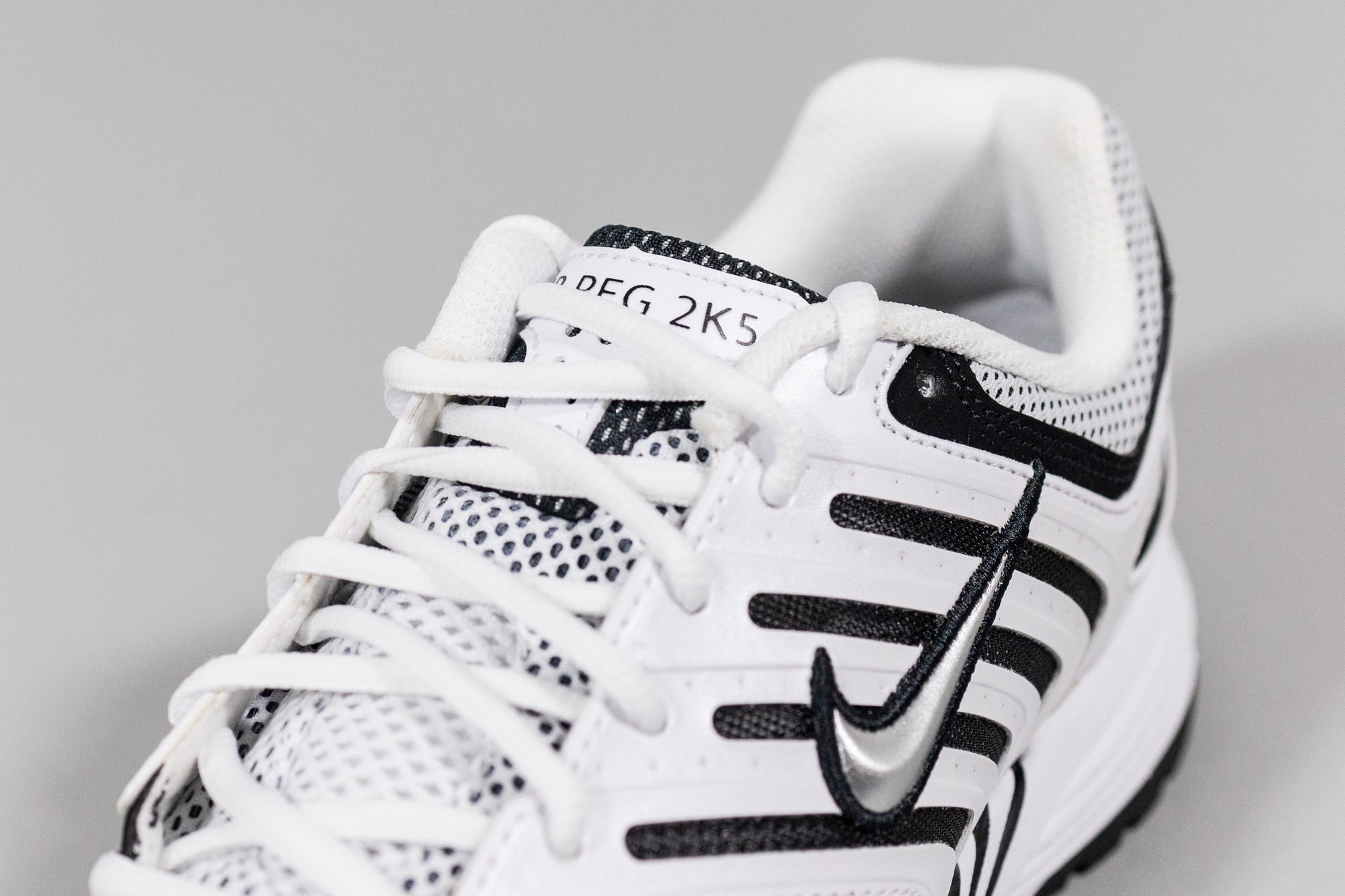 Nike Air Peg 2K5 'White and Black' - [sku] - Lust México