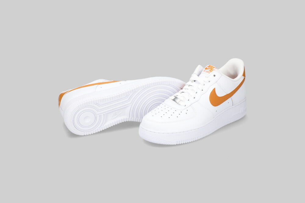 Nike Air Force 1 '07 SE 'White and Monarch'
