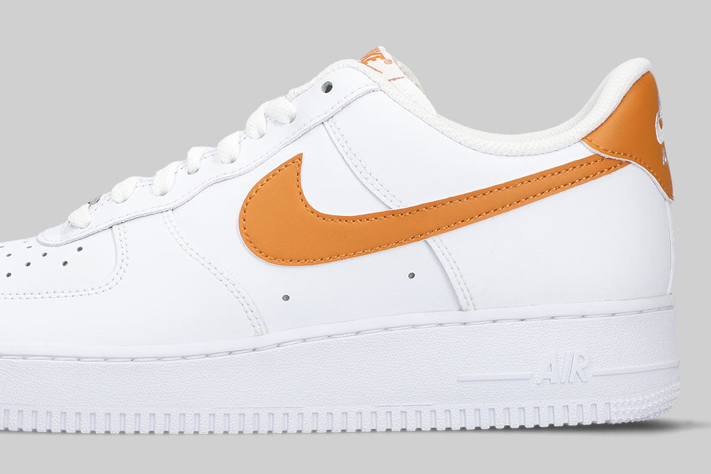 Nike Air Force 1 '07 SE 'White and Monarch'