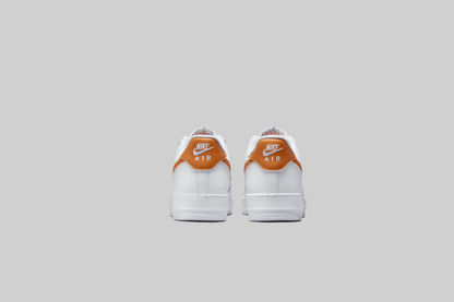 Nike Air Force 1 &