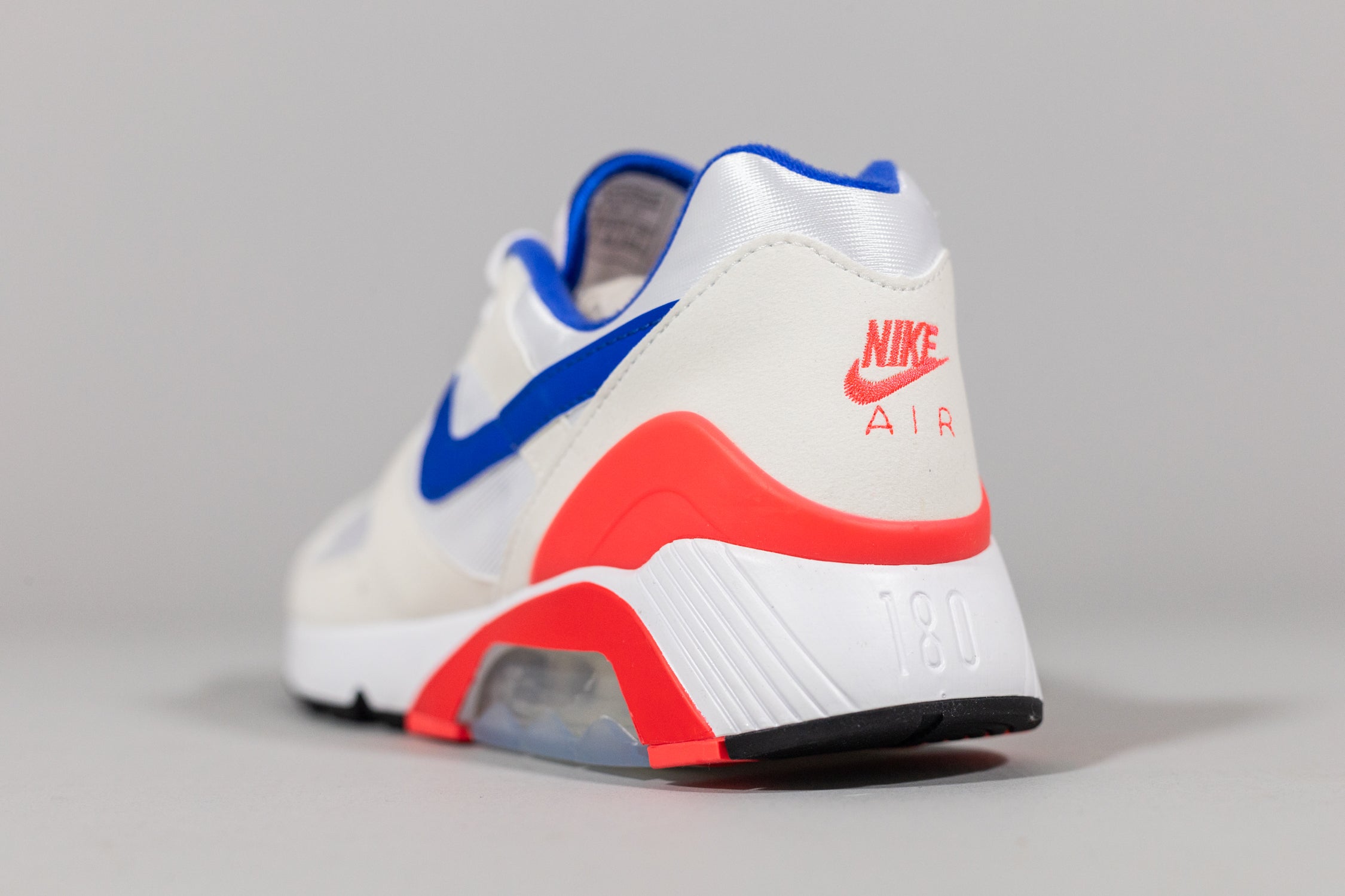 Nike Air 180 &