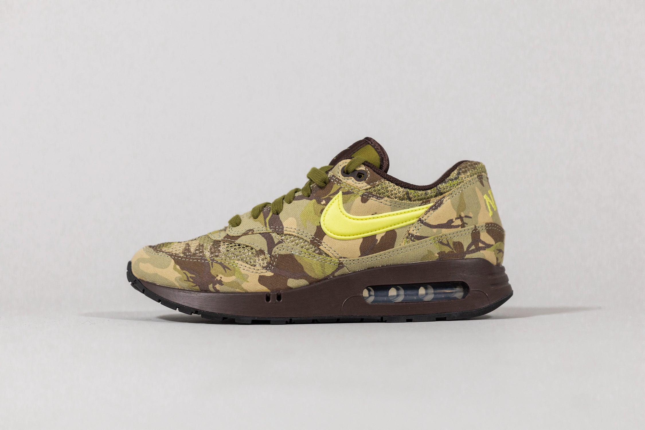 Nike Air Max 1 &