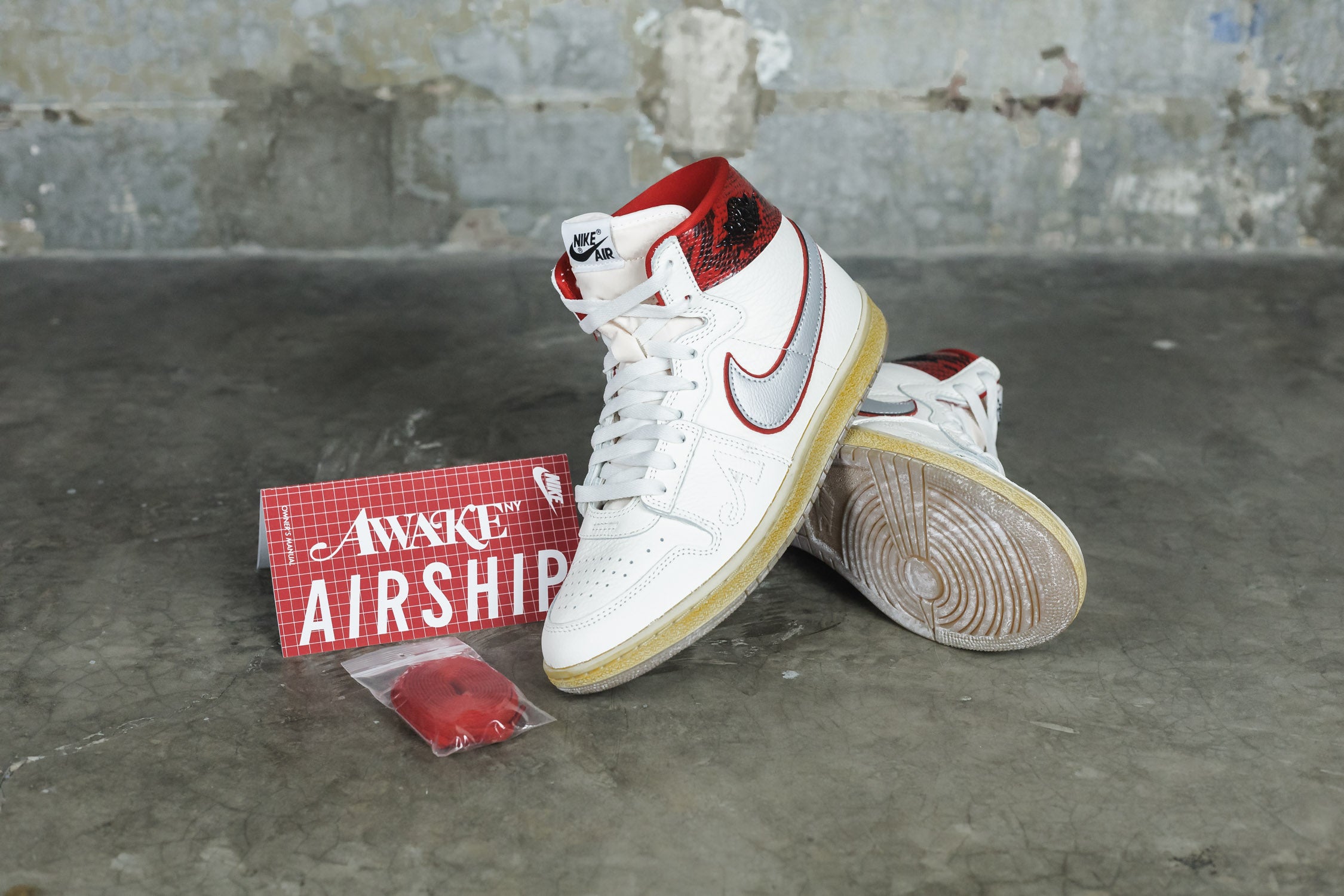 Jordan Air Ship x Awake NY 'University Red' – Lust México