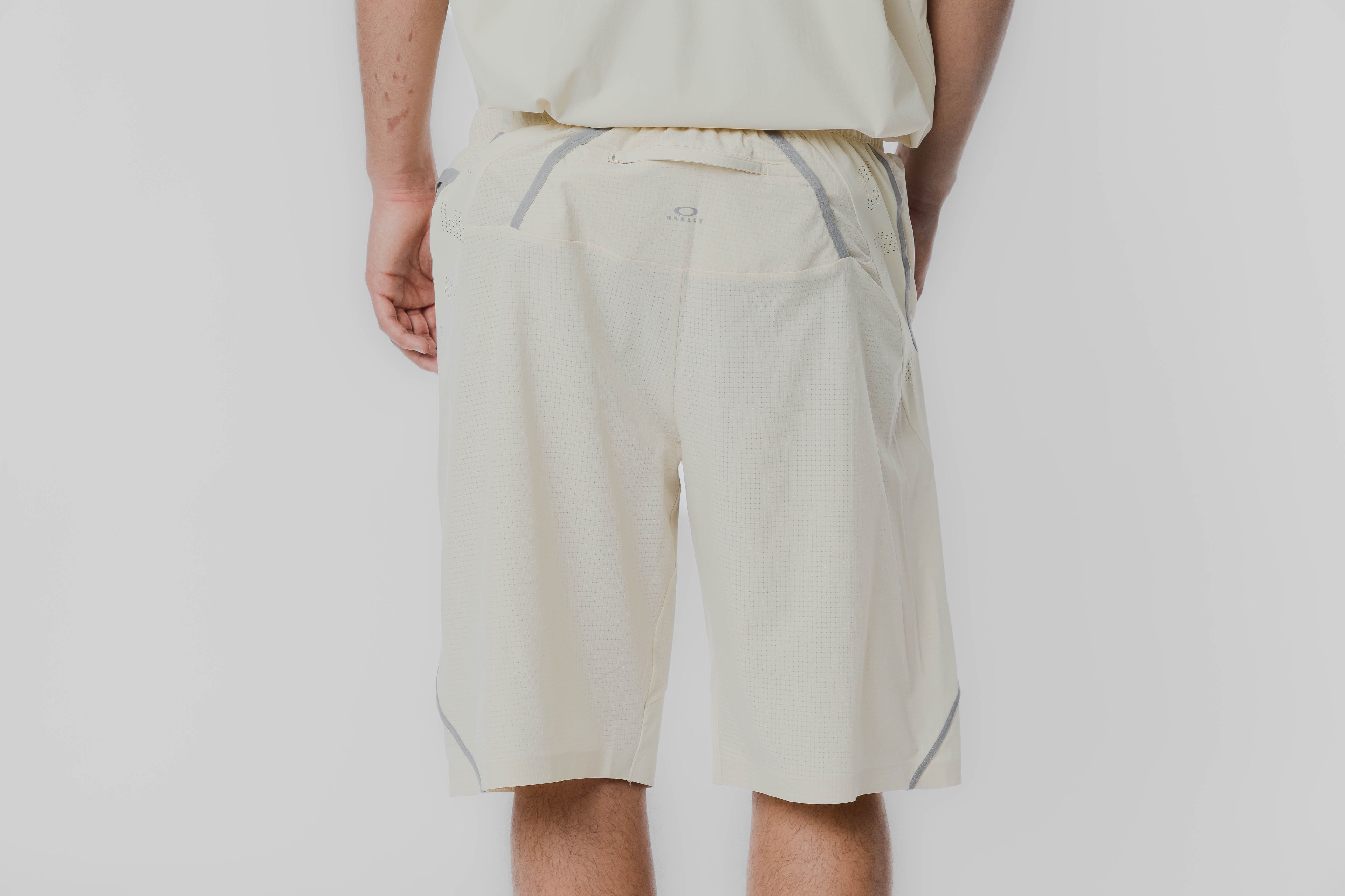 Oakley Latitude Flight Short - [sku] - Lust México