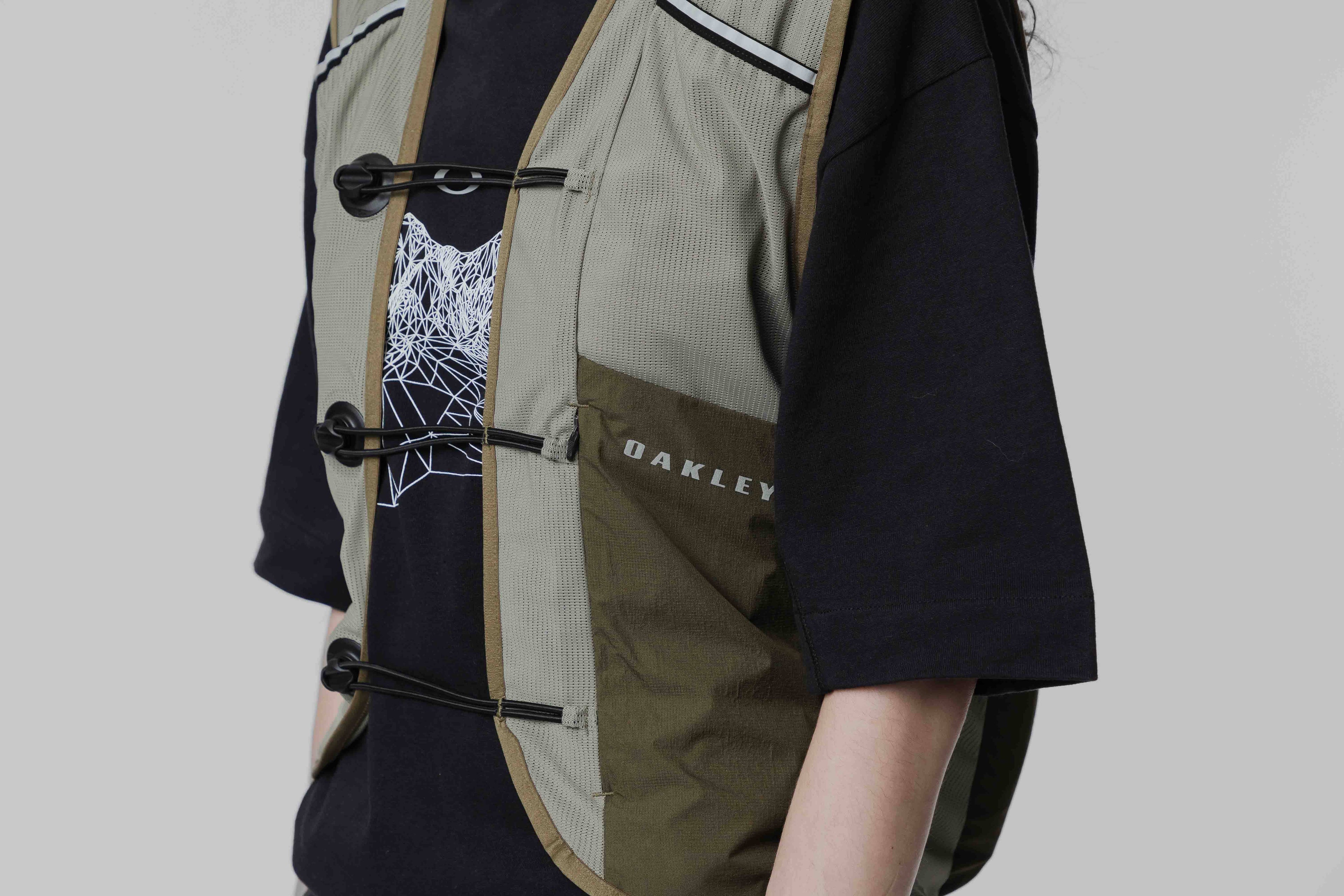 Oakley Latitude Flight Vest Poncho - [sku] - Lust México