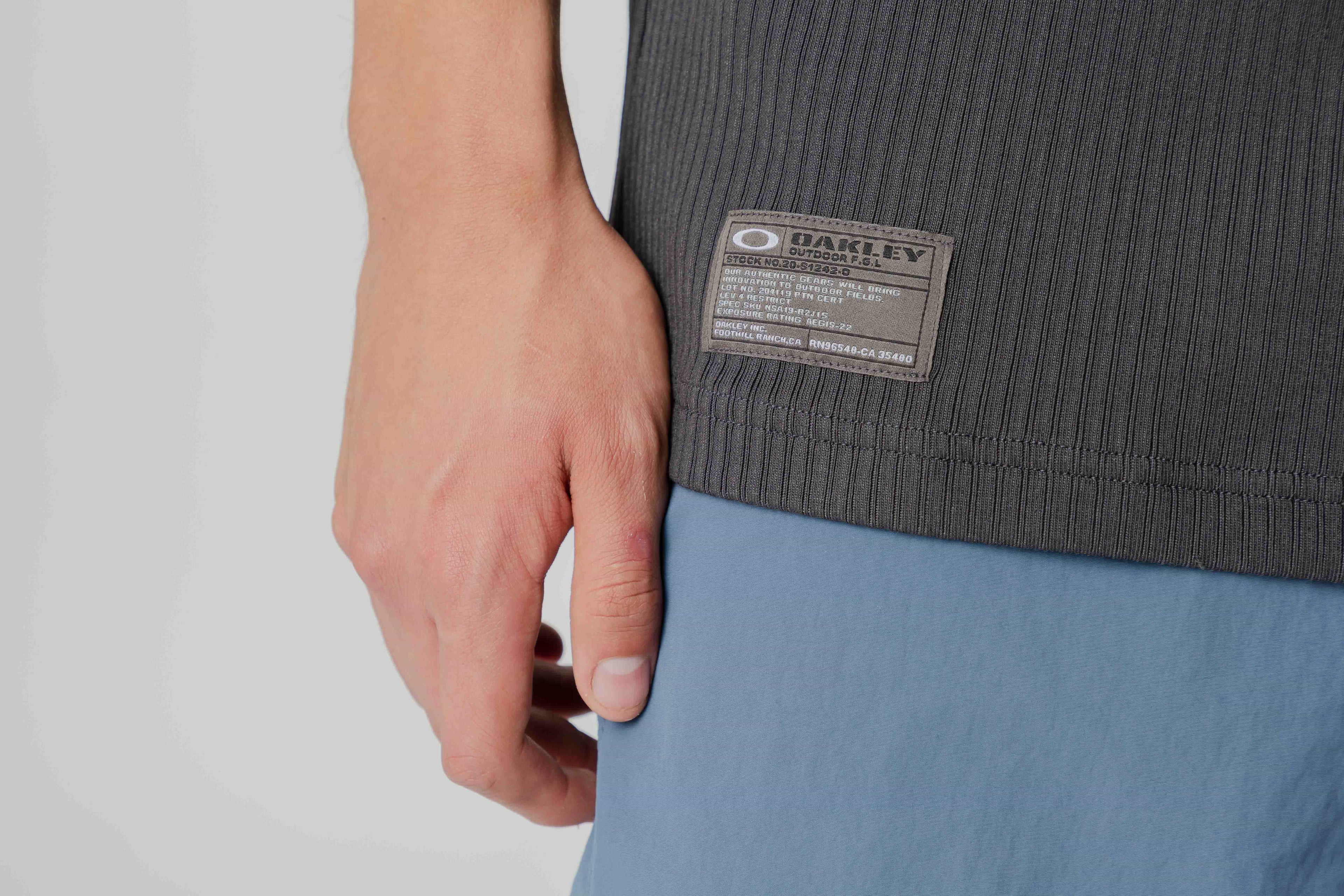 Oakley FGL Static Tee 5.0 - FOA407580-01 APP - TOP - MEN - ADULT - INLINE - FA - 25 en Lust México