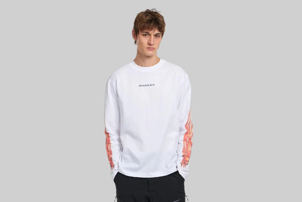 Oakley Heritage Flame LS TEE - FOA408903-100 - Lust México