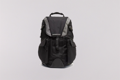 Oakley Latitude Flex Pack &