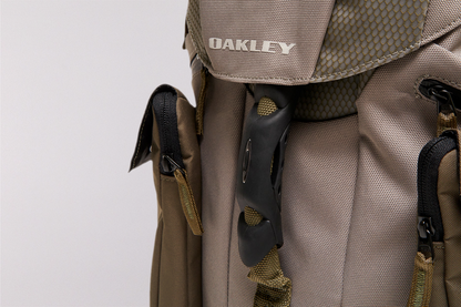 Oakley Latitude Flex Pack
