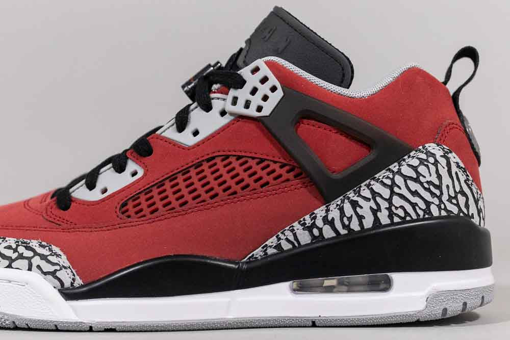 Jordan Spizike Low &